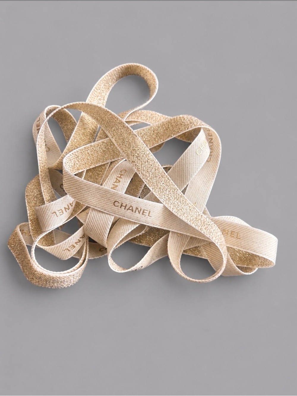 CHANEL 2019 Holiday Glitter Ribbon 3 Yards Continuous Gold Beige Gift Wrap